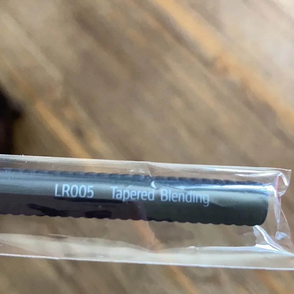 Laruce Beauty Tapered Blending Brush LR005